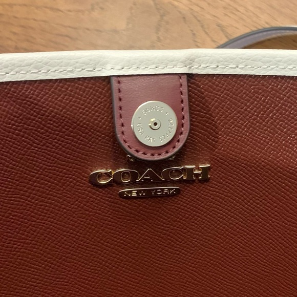 NWOT Coach Creamy White Leather 2Way - Picture 16 of 16